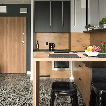 Wola Loft Apartment Варшава Экстерьер фото