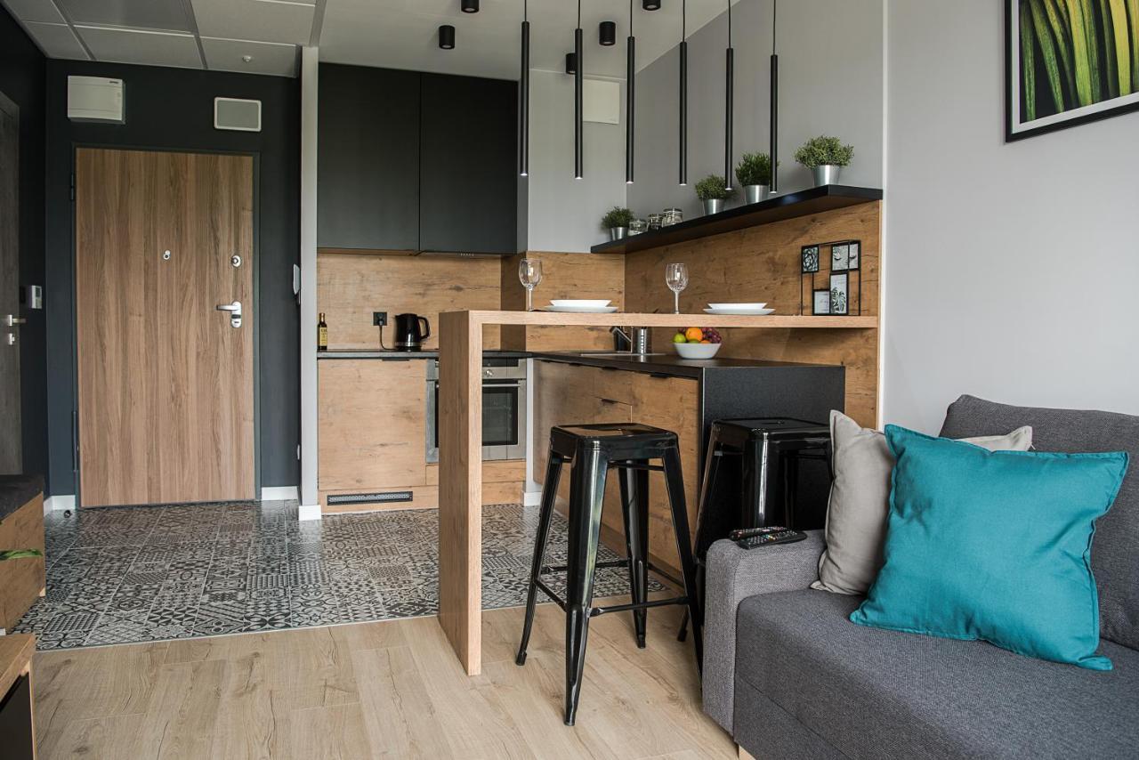 Wola Loft Apartment Варшава Экстерьер фото