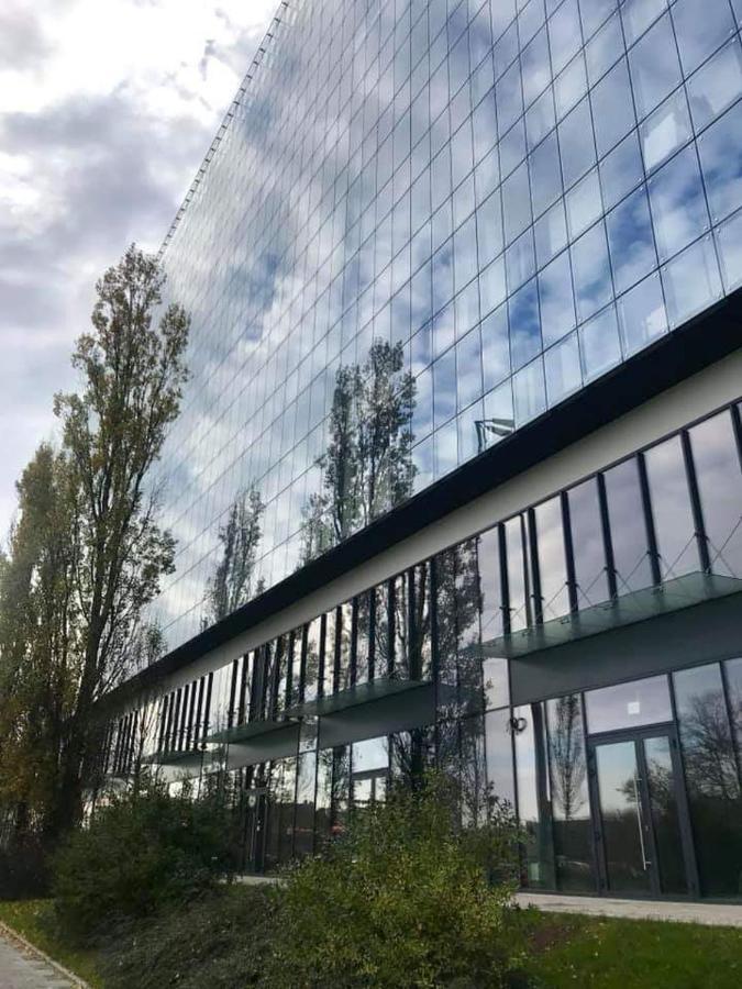 Wola Loft Apartment Варшава Экстерьер фото