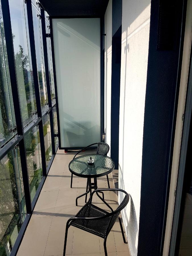 Wola Loft Apartment Варшава Экстерьер фото